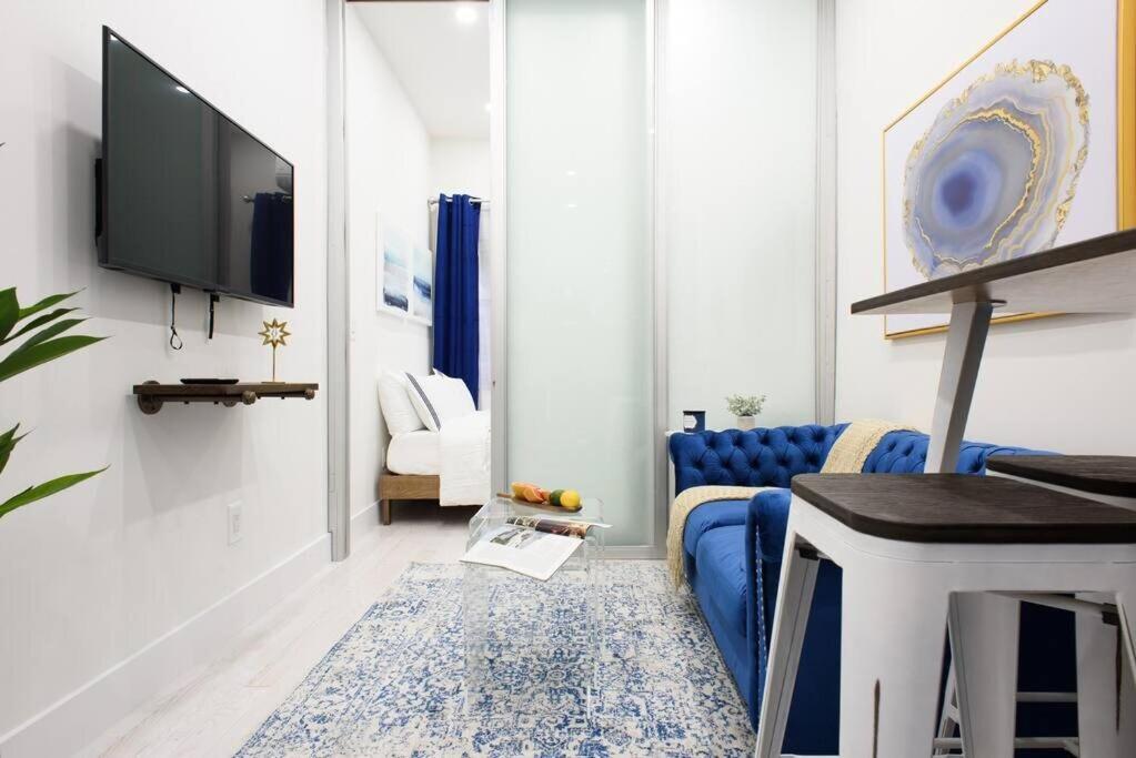 78-1d New Junior 1 Bedroom Prime Ues- Wd In Unit * New York